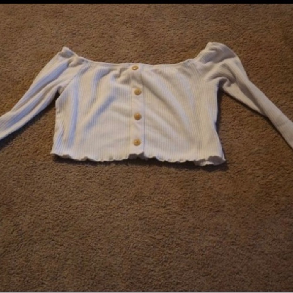 NWOT SHEIN kids (size 11/12) white button long sleeve crop top